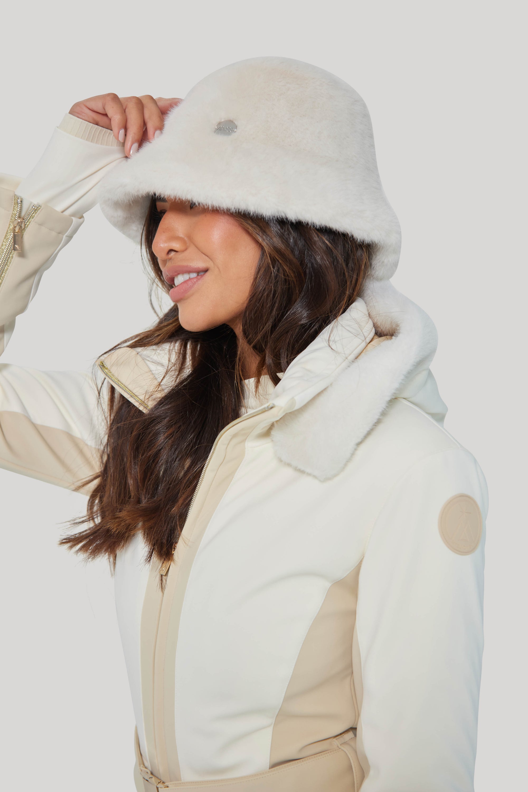 Mink Faux Fur Bucket Hat - White