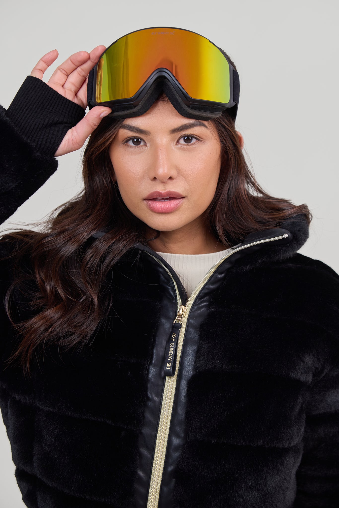 Goggles: Black Strap / Gray Pink Lens