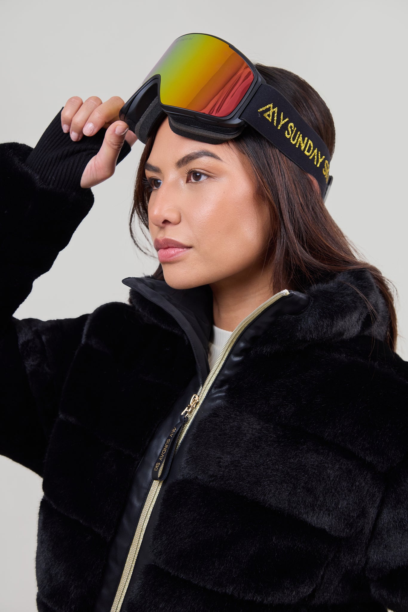 Goggles: Black Strap / Gray Pink Lens