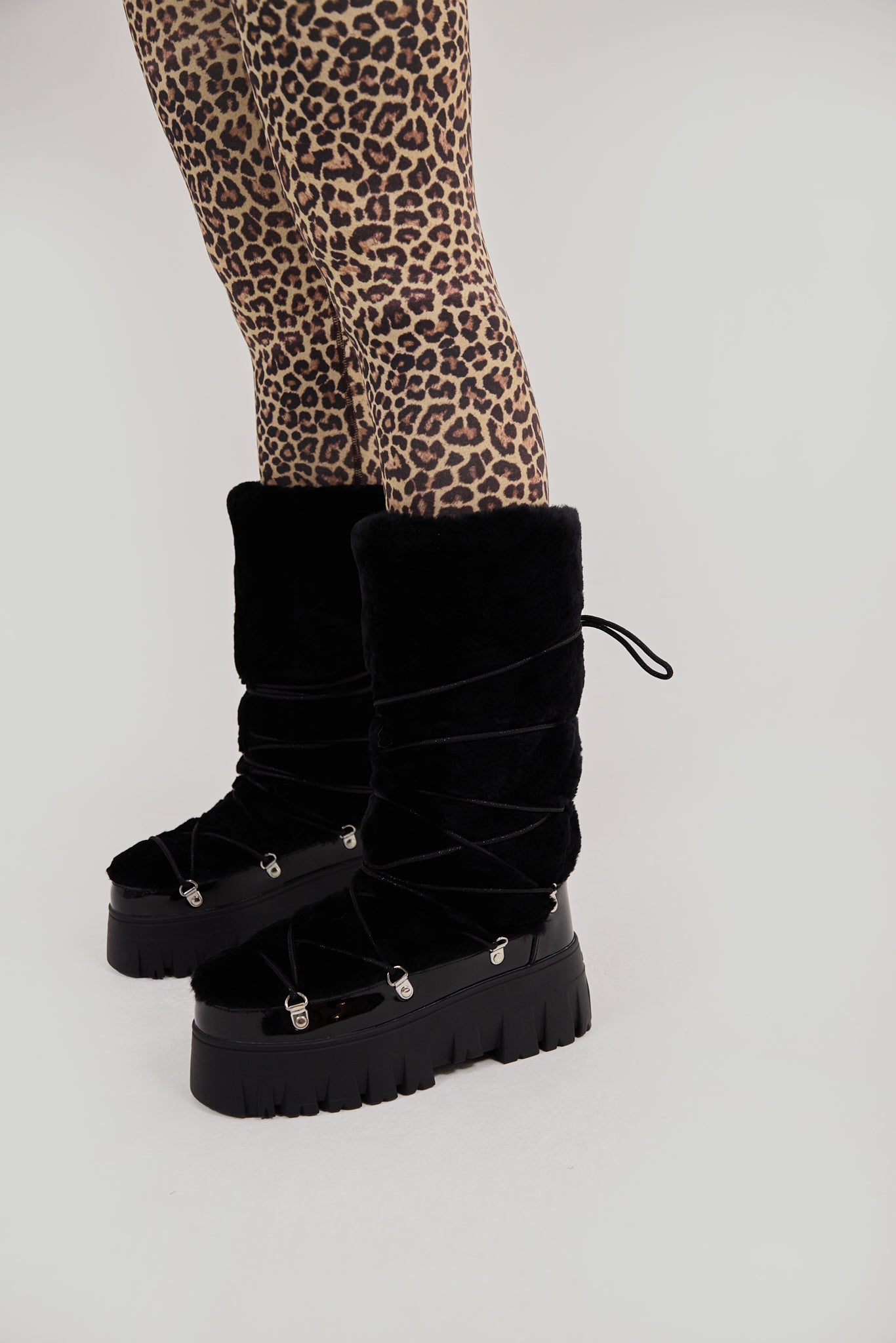 Lug Tread Shearling Snow Boots - Tall Black