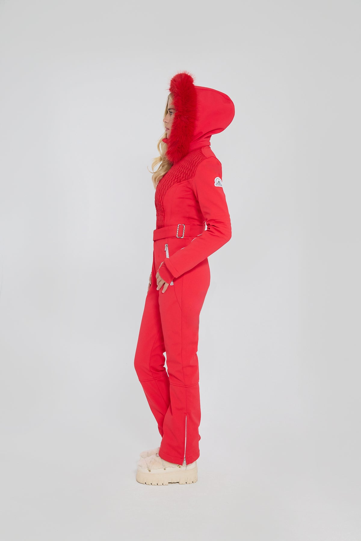 Élégance St. Moritz Ski Suit - hood up close-up