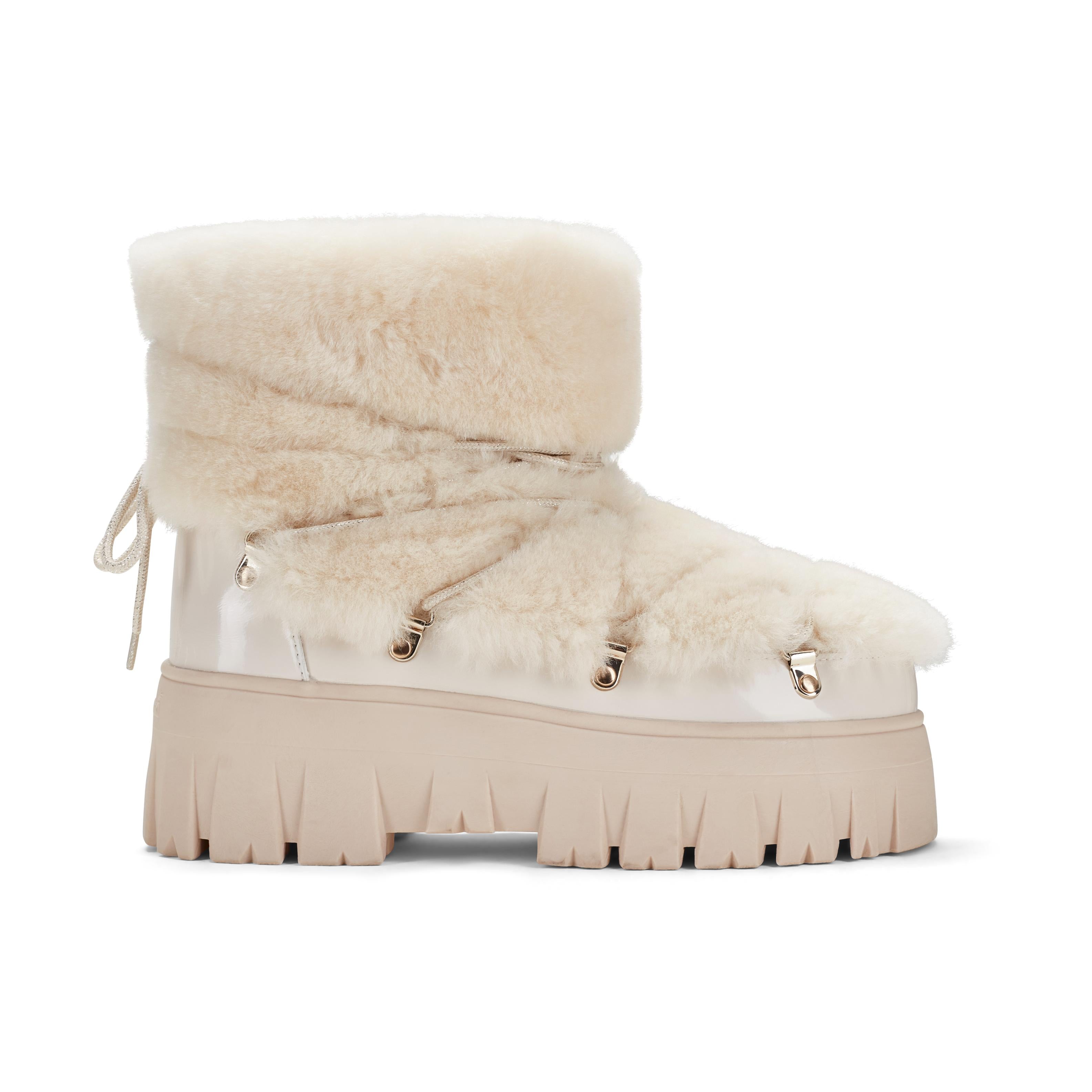 Lug Tread Shearling Snow Boots - Cream