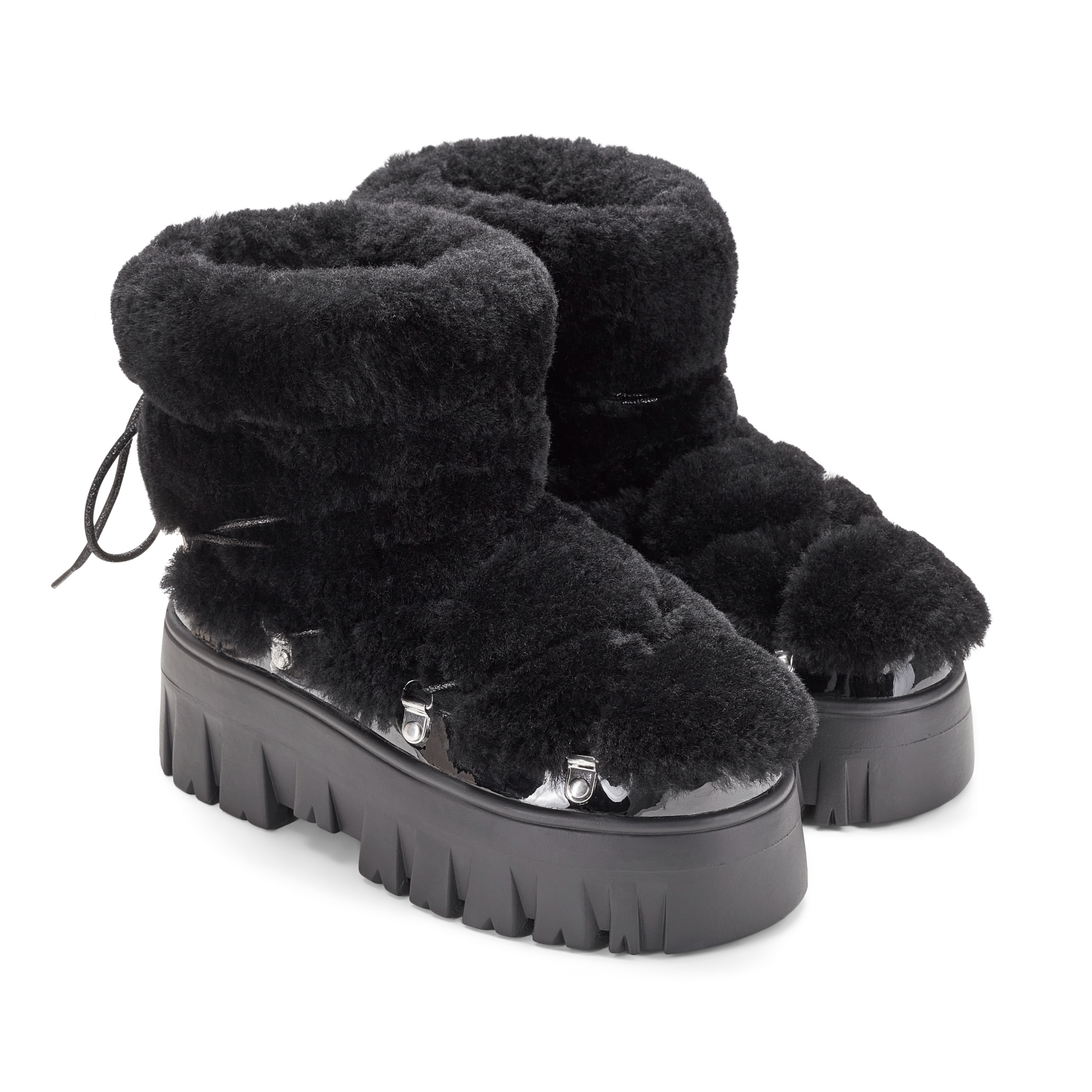 Lug Tread Shearling Snow Boots - Short Black