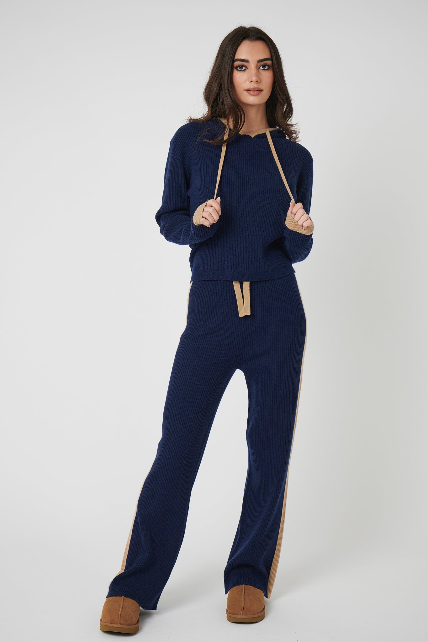 Wide Leg Cashmere Pants - Navy / Camel