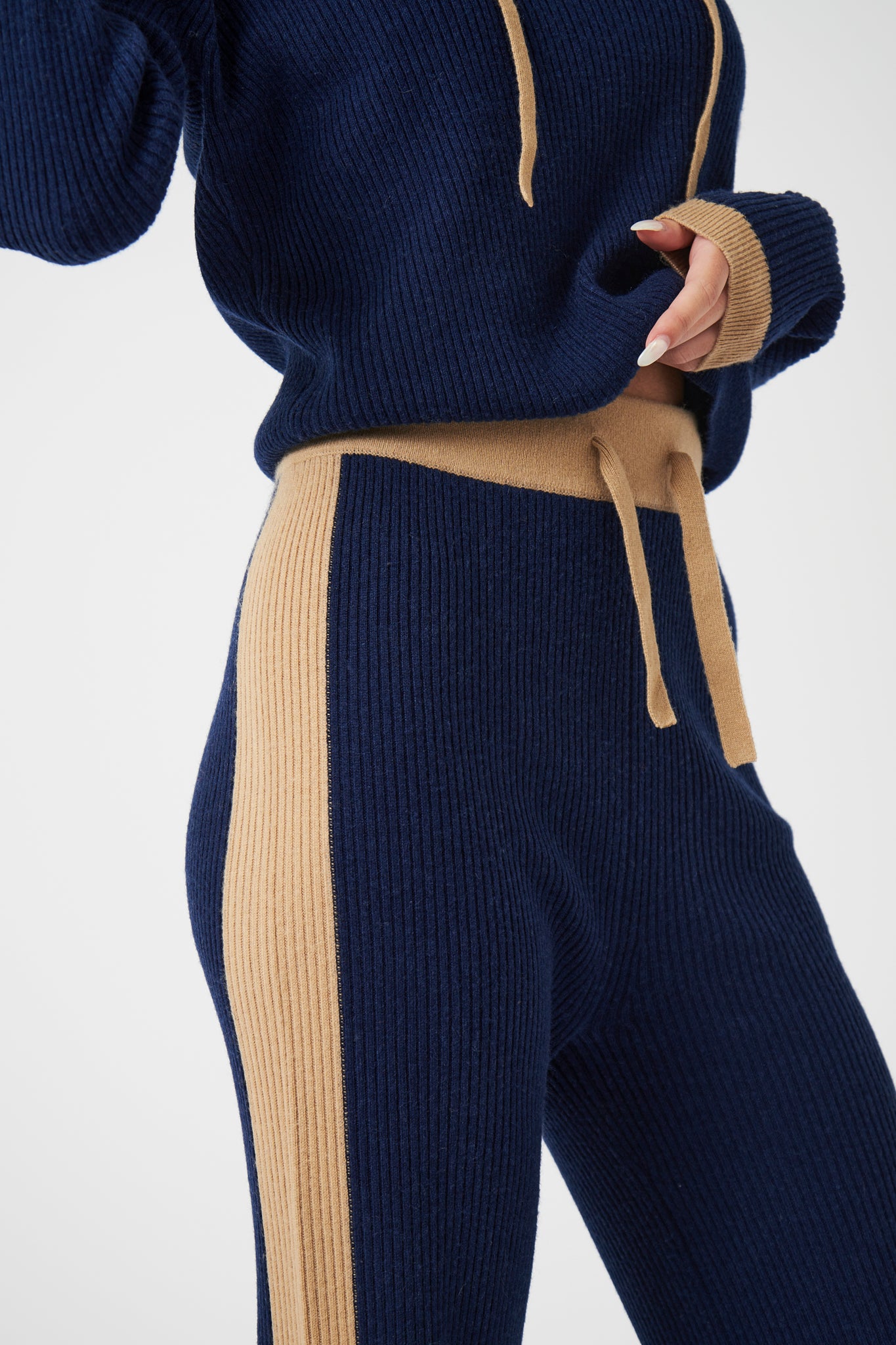 Wide Leg Cashmere Pants - Navy / Camel